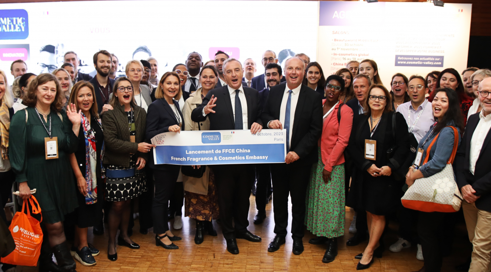 The French perfumery-cosmetics sector, brought together by COSMETIC VALLEY on the occasion of the Cosmetic360 show on October 18 & 19 at the Carrousel du Louvre, in Paris, announced the creation in Shanghai